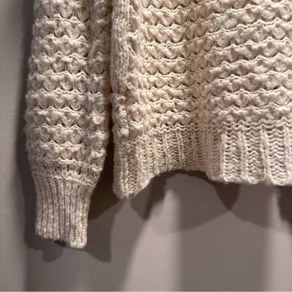 Free People Crashing Waves Pullover Cream Acrylic/Wool Oversized Knit Chunky S - Picture 7 of 16